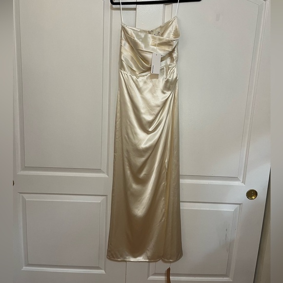 Reformation Barrow silk dress - Picture 2 of 13